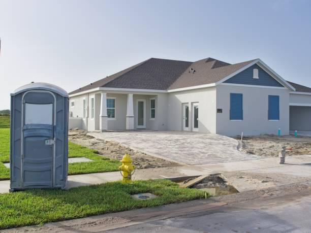 Portable Toilet Options We Offer in Warm Mineral Springs, FL